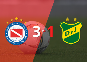 Gabriel Ávalos sentenció el triunfo de Argentinos Juniors ante Defensa y Justicia con doblete