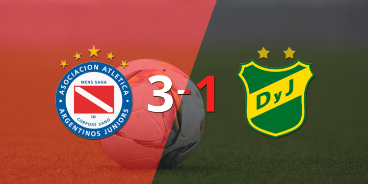 Gabriel Ávalos sentenció el triunfo de Argentinos Juniors ante Defensa y Justicia con doblete