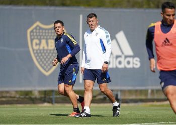 Jorge Almirón piensa en varios cambios en Boca para jugar ante Lanús