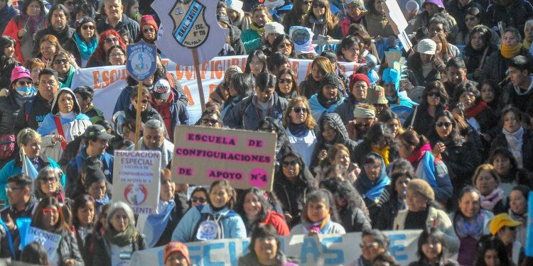 La Convención Constituyente de Jujuy comenzó a sesionar con las renuncias de la izquierda
