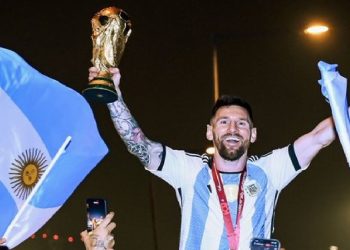 La FIFA hizo un particular saludo por el Día de la Bandera