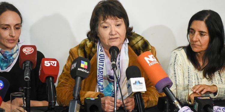 La madre de Cecilia Strzyzowski dijo que fue “muy duro” reconocer lo objetos de su hija