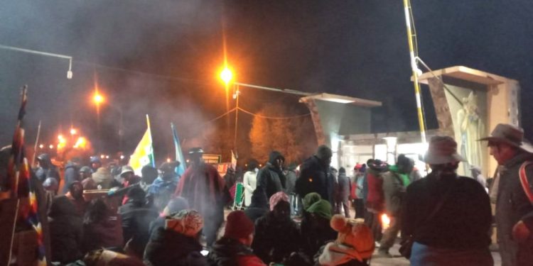 La protesta en La Quiaca: música, colores y un pueblo que pide más salarios y menos reforma