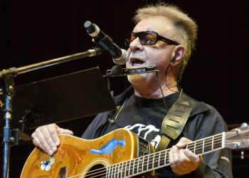 León Gieco encabeza un festival en contra de la reforma constitucional en Jujuy