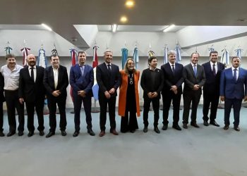 “Lista de unidad, estrategia electoral y plan de gobierno”: el pedido de los gobernadores peronistas