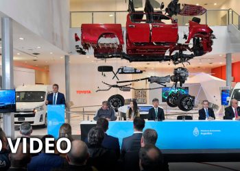 Massa presentó un régimen automotriz para desarrollar una plataforma exportadora regional