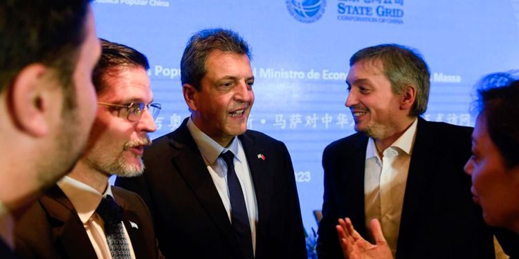 Massa regresa fortalecido de la gira pero sin capacidad para frenar la interna del Frente de Todos