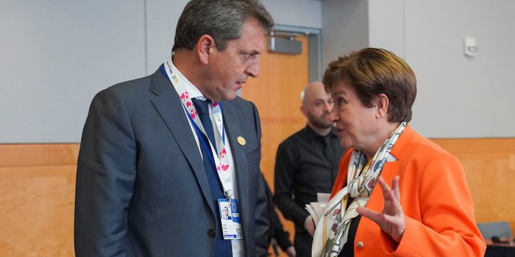 Massa viajará a Washington en los próximos días para cerrar una negociación con el FMI