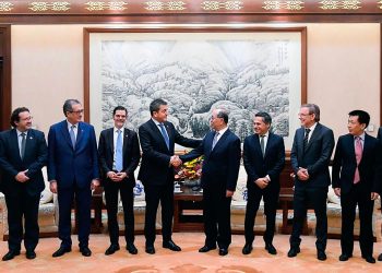 Massa y una reunión clave con el titular del banco central chino