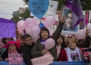 “Quiero justicia, no venganza”, expresó la madre de Cecilia en la marcha por su memoria