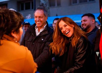 Scioli y Tolosa Paz se muestran juntos en clave electoral