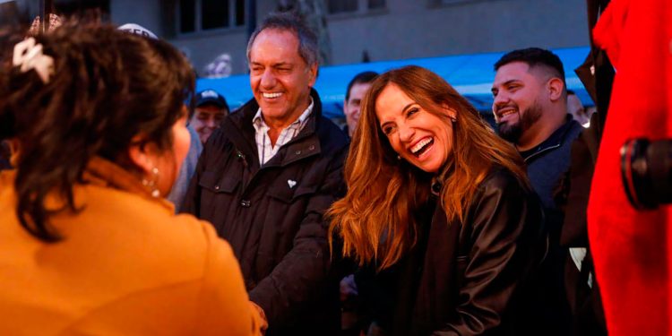 Scioli y Tolosa Paz se muestran juntos en clave electoral