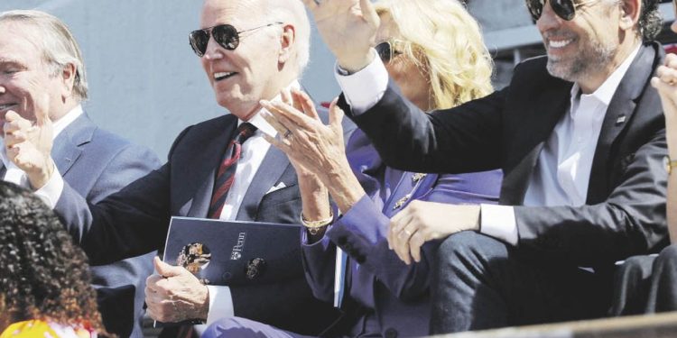 Se judicializa más la política en EE.UU.: elhijo de Biden se declaró culpable de evasión