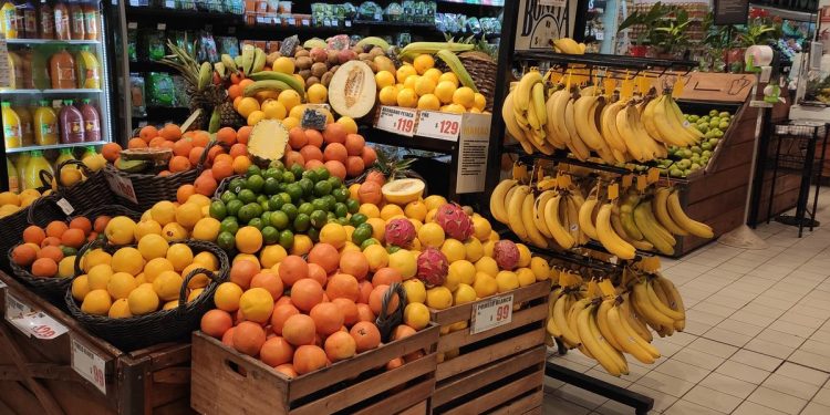 Señales de alerta en el consumo interno: podrían escasear verduras y frutas