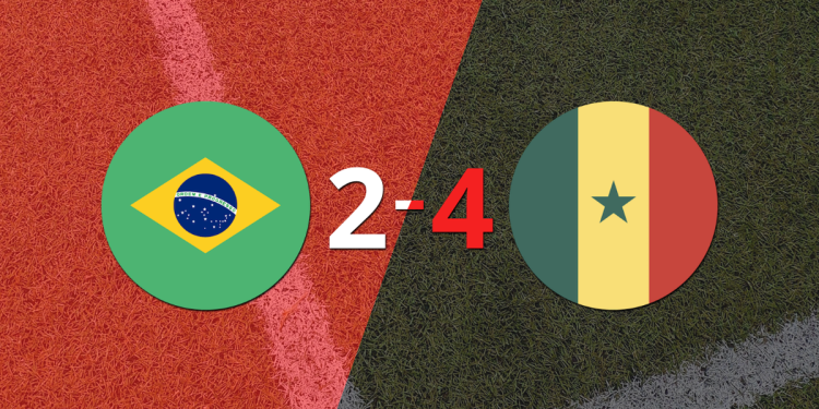 Senegal superó a Brasil con dos tantos de Sadio Mané