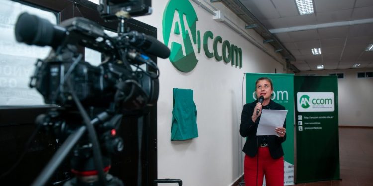 Una redacción de la Facultad de Sociales homenajea a Viviana Mariño y su pasión por el periodismo