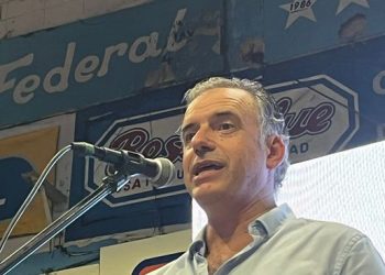 Yamandú Orsi sumó un nuevo apoyo dentro del Frente Amplio