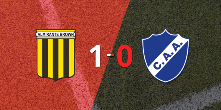 Almirante Brown derrotó en casa 1-0 a Alvarado