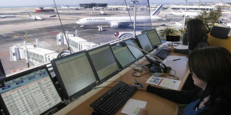 Buena noticia para las vacaciones de invierno: no habrá paro de controladores aéreos