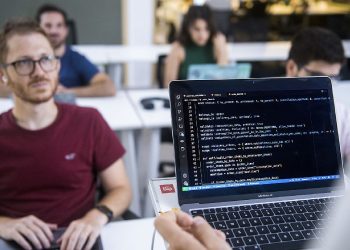 Búsqueda laboral: alta demanda para empleos tech necesitan más habilidades