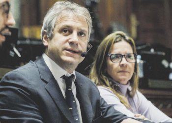 CABA confirmó compra de armas de baja letalidad