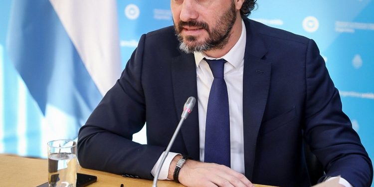 Cafiero expuso en lanzamiento de iniciativa global contra drogas sintéticas convocada por Blinken