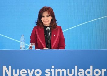 Cristina habló a poco de las PASO: “Hay un grupo selecto que tiene casi un PBI afuera del país”