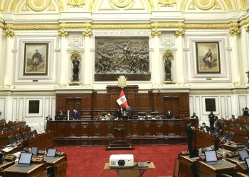 El Congreso peruano sumó más críticas con una batería de leyes aprobadas en tiempo récord