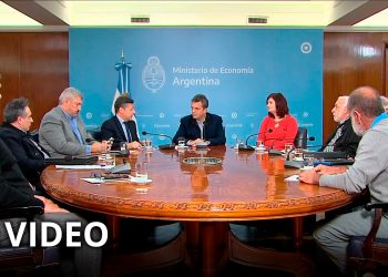 El Gobierno destrabó el conflicto con cámaras empresarias y se levantó el paro de choferes