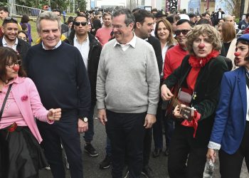 El jefe de Gabinete recorrió el predio de Tecnópolis junto a Tristán Bauer