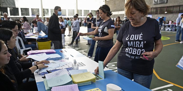 Elecciones en Guatemala: la justicia ratificó la suspensión de publicar los resultados