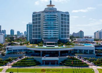 Enjoy vende su casino en Punta del Este
