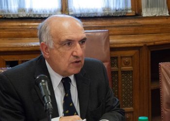 Escándalo en el gobierno: Domenech trató de “fascista” a propuesta del Partido Nacional