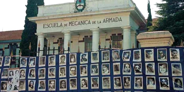 Familiares y sobrevivientes de la exESMA reclaman a la justicia ser escuchados