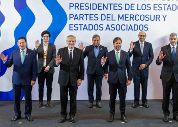 Fernández y Massa encabezan encuentro de presidentes del Mercosur
