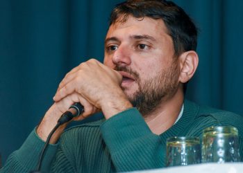 Grabois acelera su campaña y pide rebelarse “contra la resignación y la injusticia”