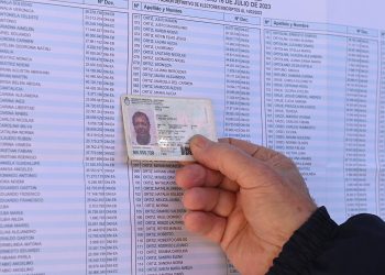 Iniciaron las elecciones de Chubut, tras superarse obstáculos por mal clima