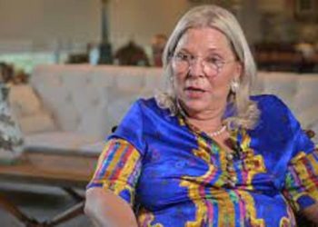 Internaron a Elisa Carrió tras una descompensación