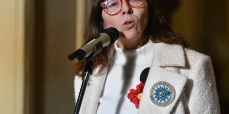 Juicio a Corte: con Batakis testigo, diputados se trenzaron por acta de reunión y acatamiento al fallo