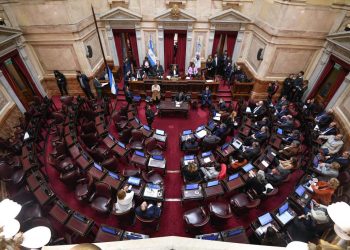 Juicio político, GNL y monotech: la agenda legislativa que arrancará 15 días antes de las PASO