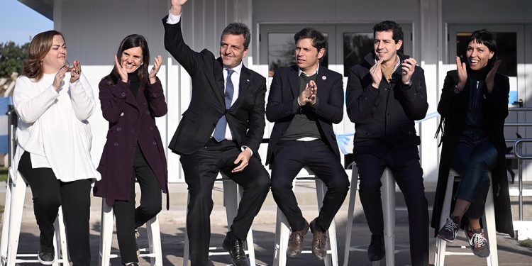 La campaña de Massa sigue centrada en que «se viene algo distinto»