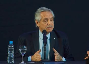 “La vivienda es un derecho de los argentinos, algunos los reconocemos y otros no”