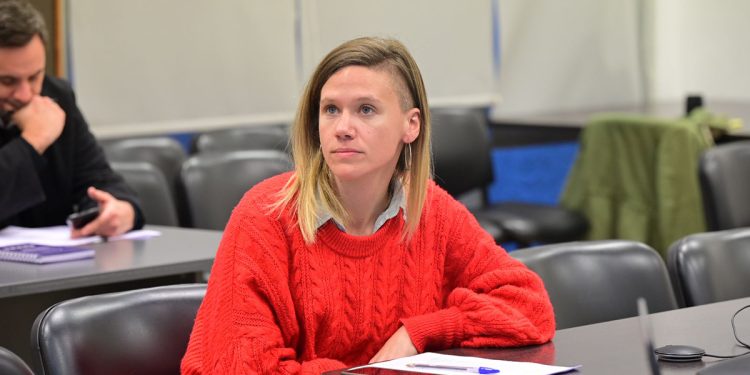 Laura Cano, candidata a senadora por el FIT: «La Legislatura no discute los problemas de las grandes mayorías»