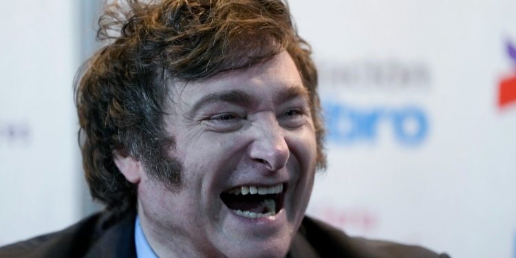 Libertad para una casta nueva: Milei fue denunciado otra vez por vender candidaturas por miles de dólares