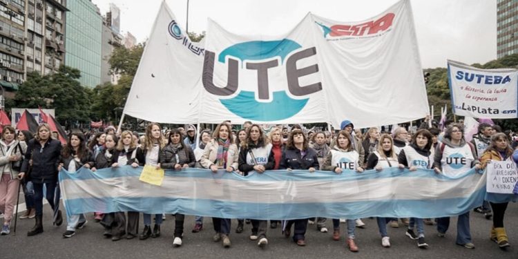 Los docentes rechazaron el bono del gobierno porteño para quienes no hicieron huelga