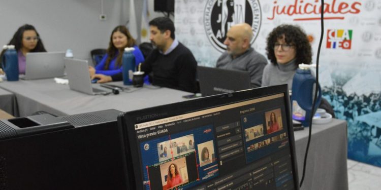 Los judiciales del país van por una conquista inédita: sentar a la Corte Suprema en una paritaria nacional