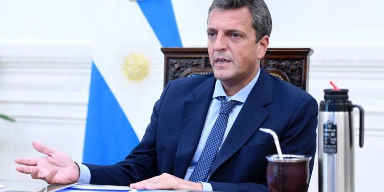 Massa anunciará un nuevo dólar soja y un impuesto a las importaciones