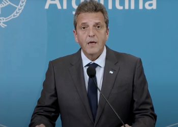 “No se va a usar un solo dólar de las reservas” para pagar al FMI, dijo Massa