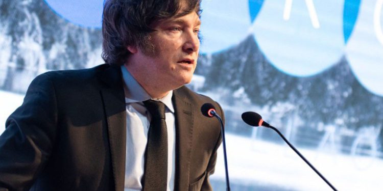 Otro ex candidato de Milei, lo acusa de poner «gente de dudosa reputación y vinculados a delitos graves» en las listas de su partido