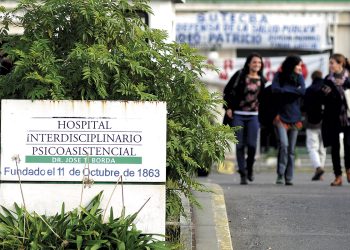 Paran por 24 horas en el Hospital Borda: piden mayores medidas de seguridad